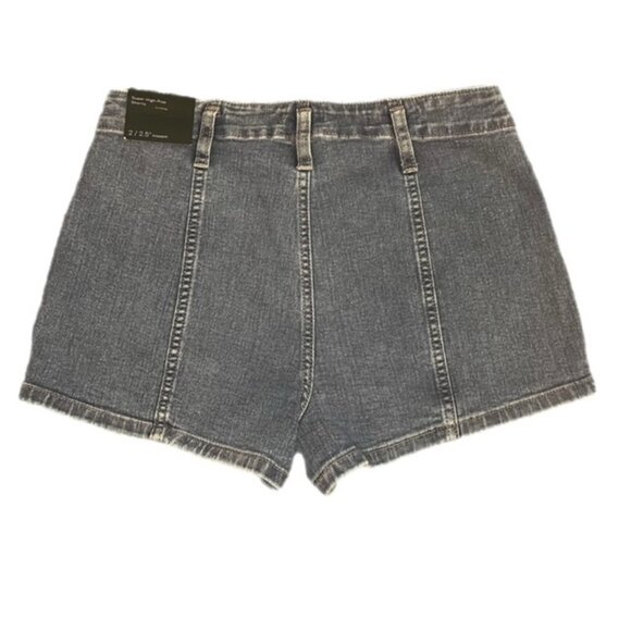 Wild Fable Super High-Rise Shorts Medium Wash 2.5" Inseam Size 2 NWT - Picture 2 of 4